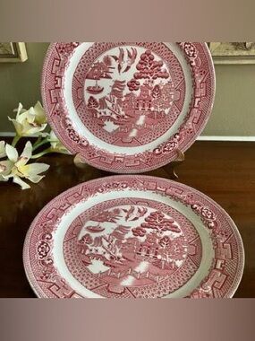 Red Willow-Style Ceramic Dinner Plates - Set of 4